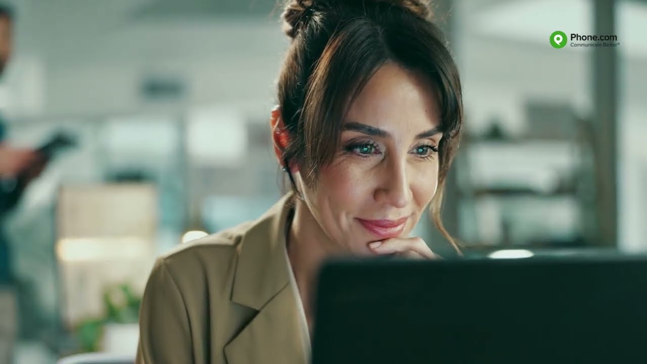 Virtual Phone System vs Traditional Landline | What’s Best for Small Businesses?